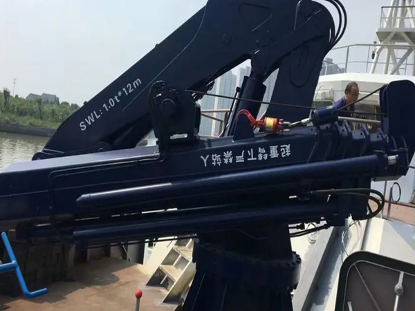 江苏盐城船用机械厂家设备作业注意事项