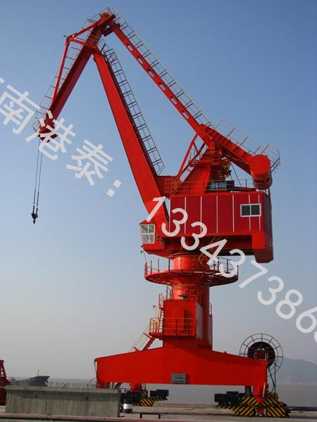 湖南邵阳固定式门座起重机厂家起重机的安全装置部分
