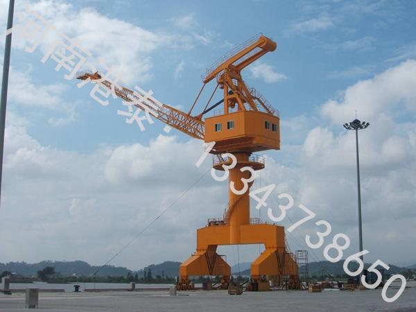 安徽蚌埠固定式门座起重机厂家设备起吊方式灵活